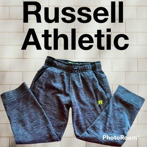 M (8) Russell sweatpants